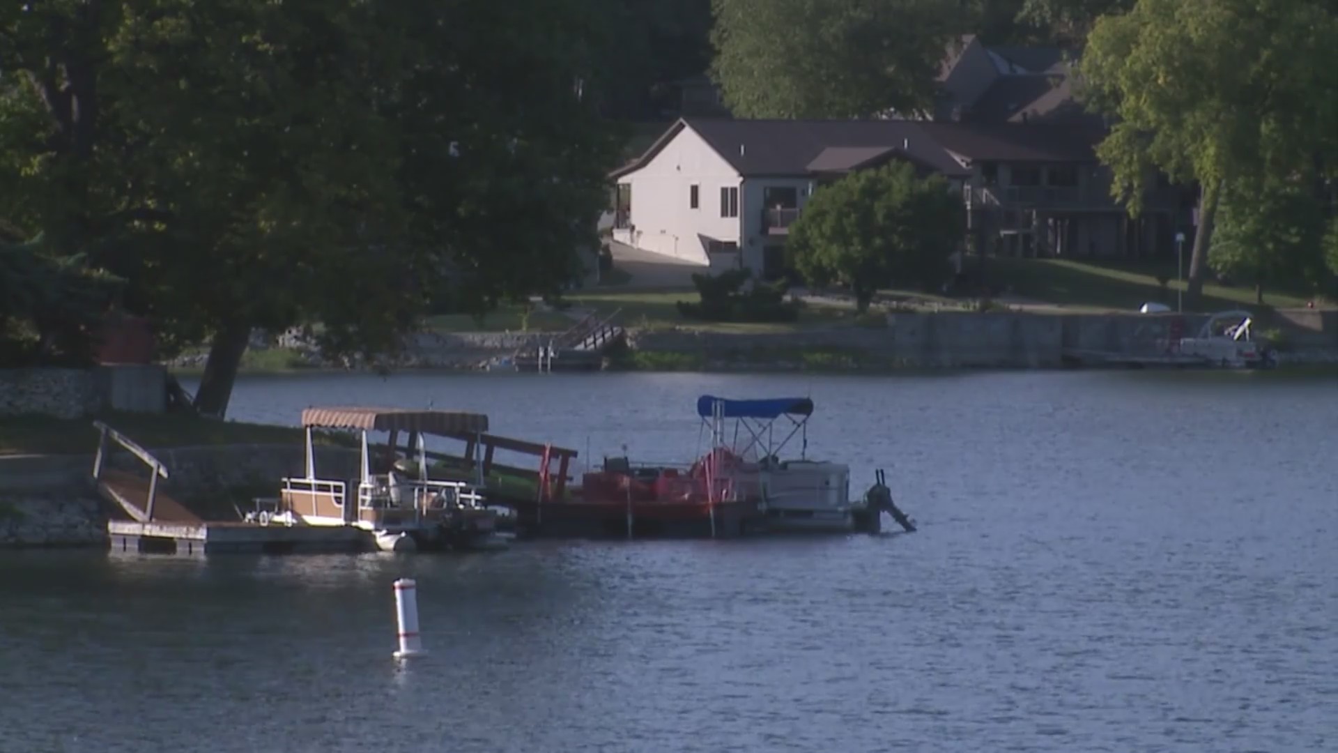 Power outage leads to major sewage leak at Lake Waukomis FOX 4 Kansas