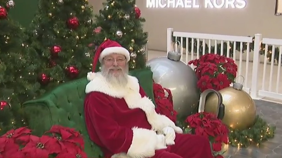 Gary on the Go — Meeting Santa at Westfield Galleria Roseville – FOX40 News