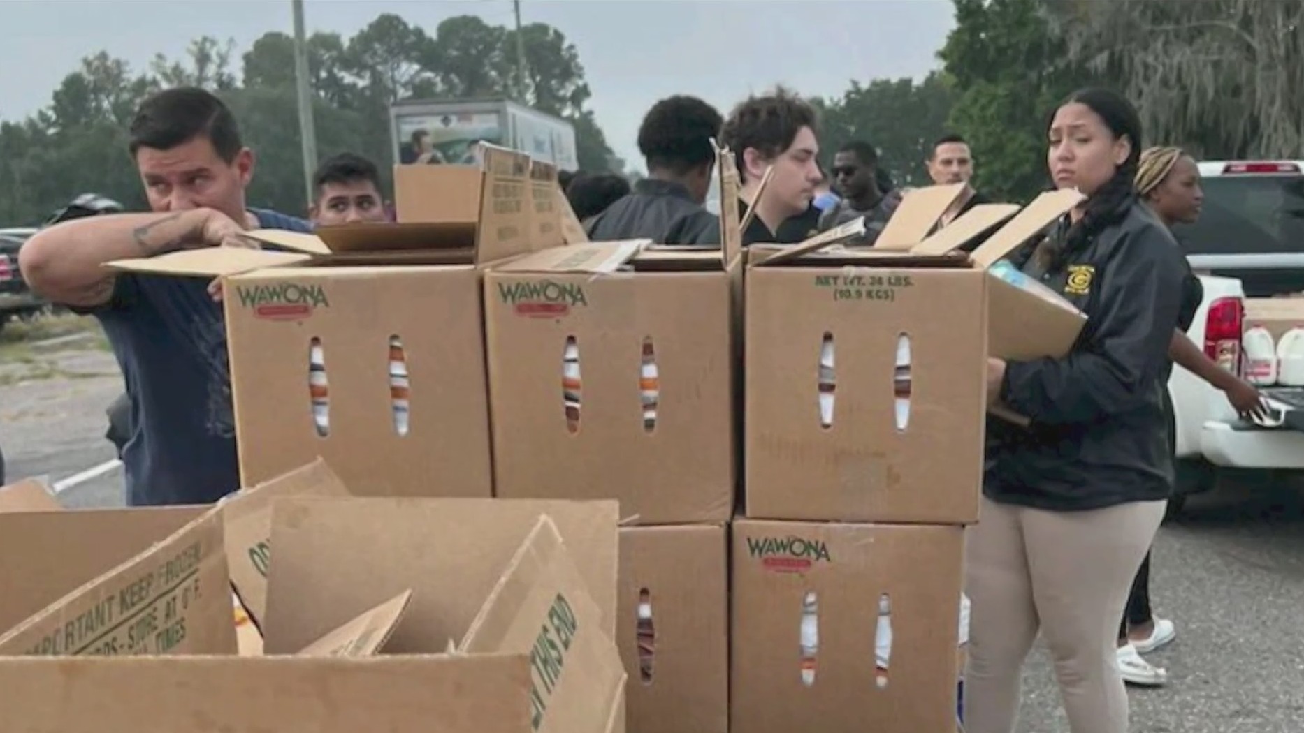 Groves High School Beta Club service project – WSAV-TV