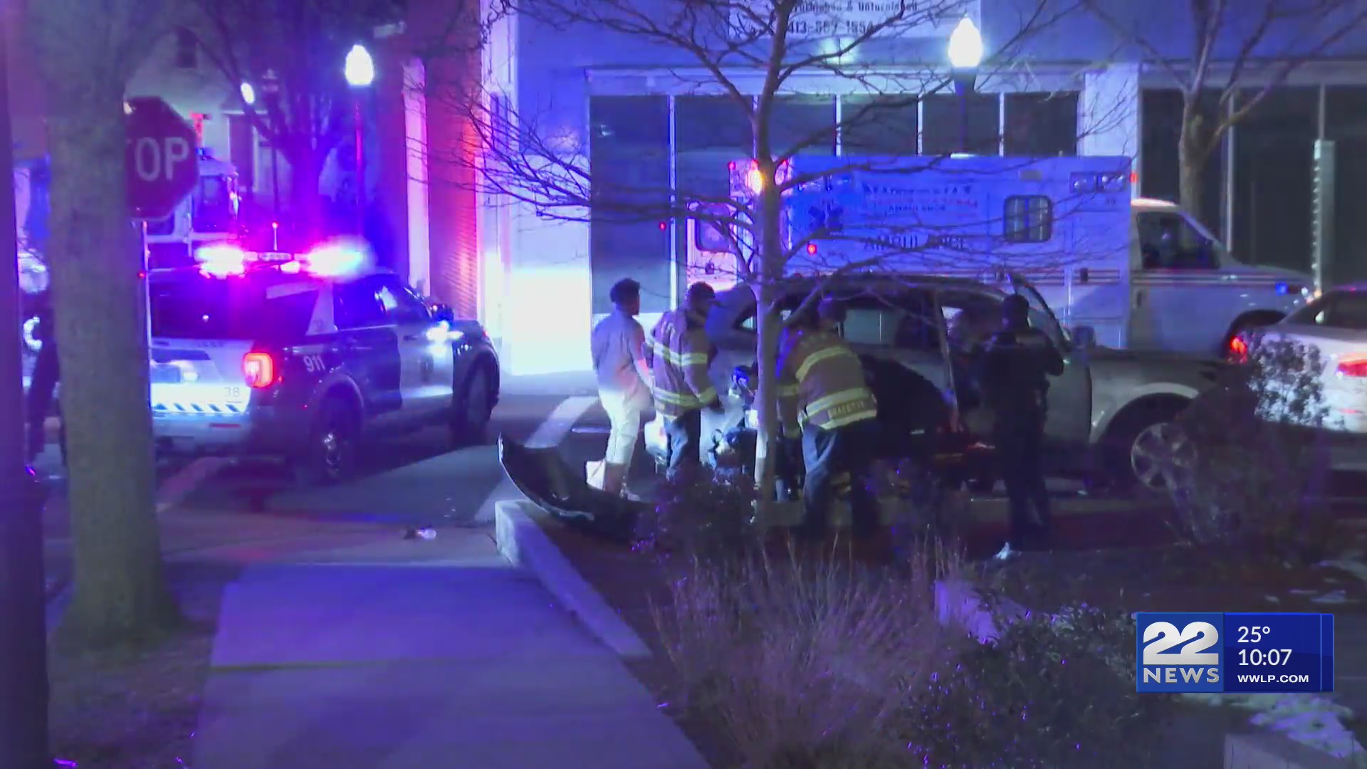 Car accident at intersection of School and Center St. in Chicopee – WWLP