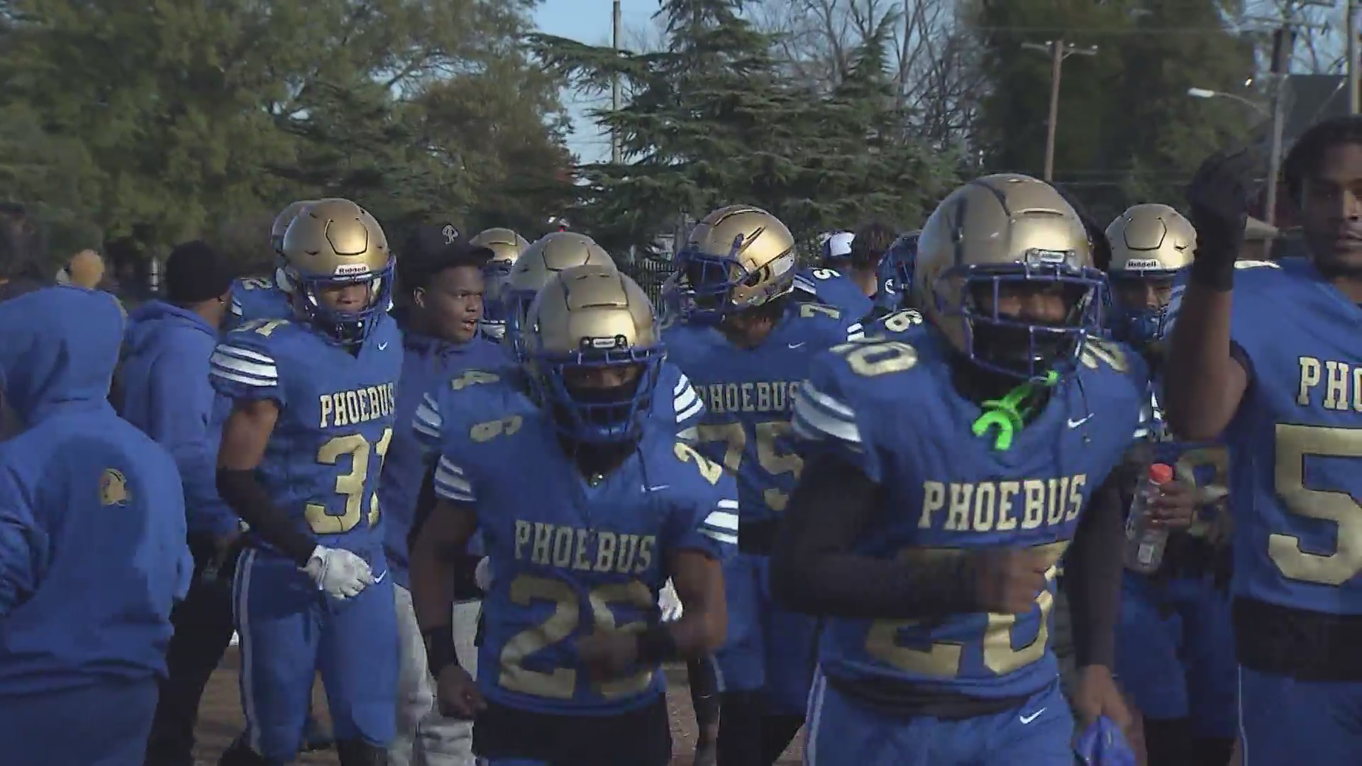 Phoebus races past Lake Taylor 42-16 to claim 3A region title – WAVY.com