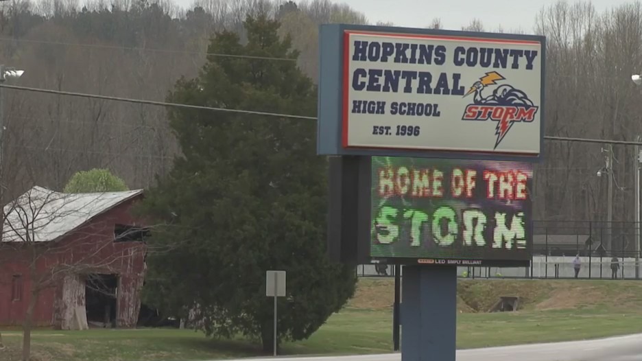 Hopkins County boy dies after eating strawberries at school fundraiser –  Eyewitness News (WEHT/WTVW)