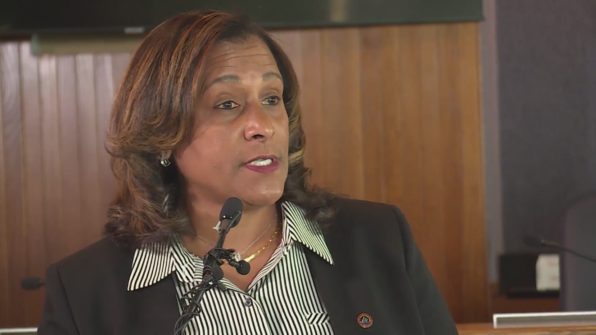 Unaccounted gift card audit plays role in Chapman’s firing, sources say