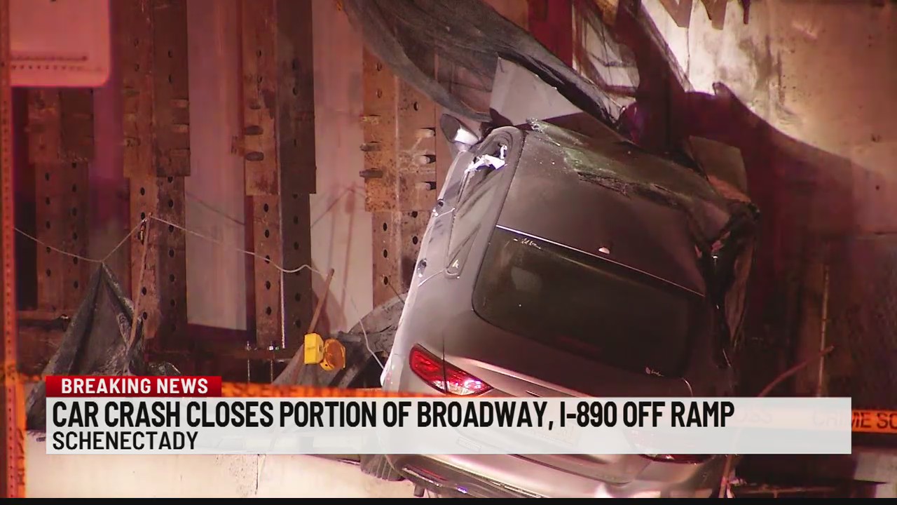 Person airlifted after Schenectady crash – NEWS10 ABC