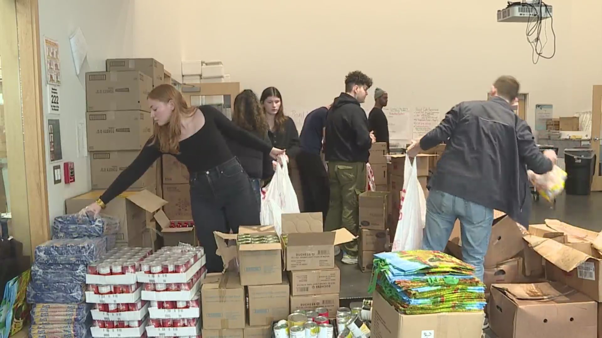 Annual Miracle on 47th Street Christmas event helping KCMO residents ...