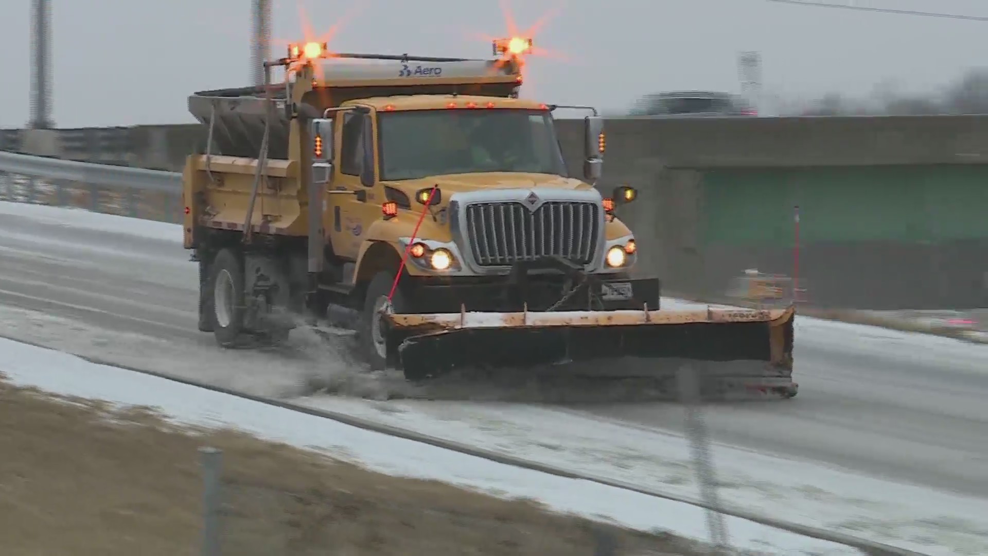 MoDOT, IDOT prepares for winter amid staff shortages – FOX 2
