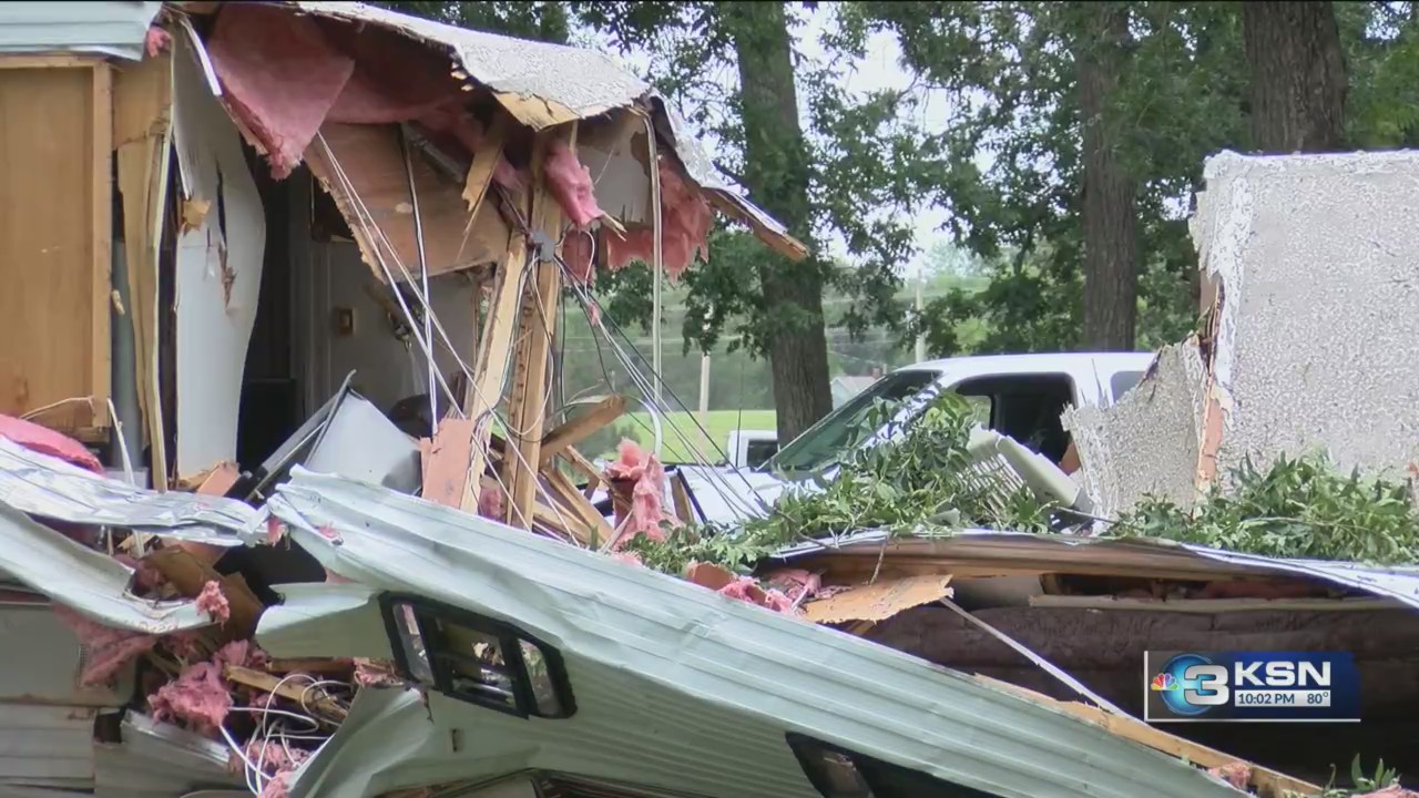 Early morning storm leaves behind major damage in Winfield KSNTV