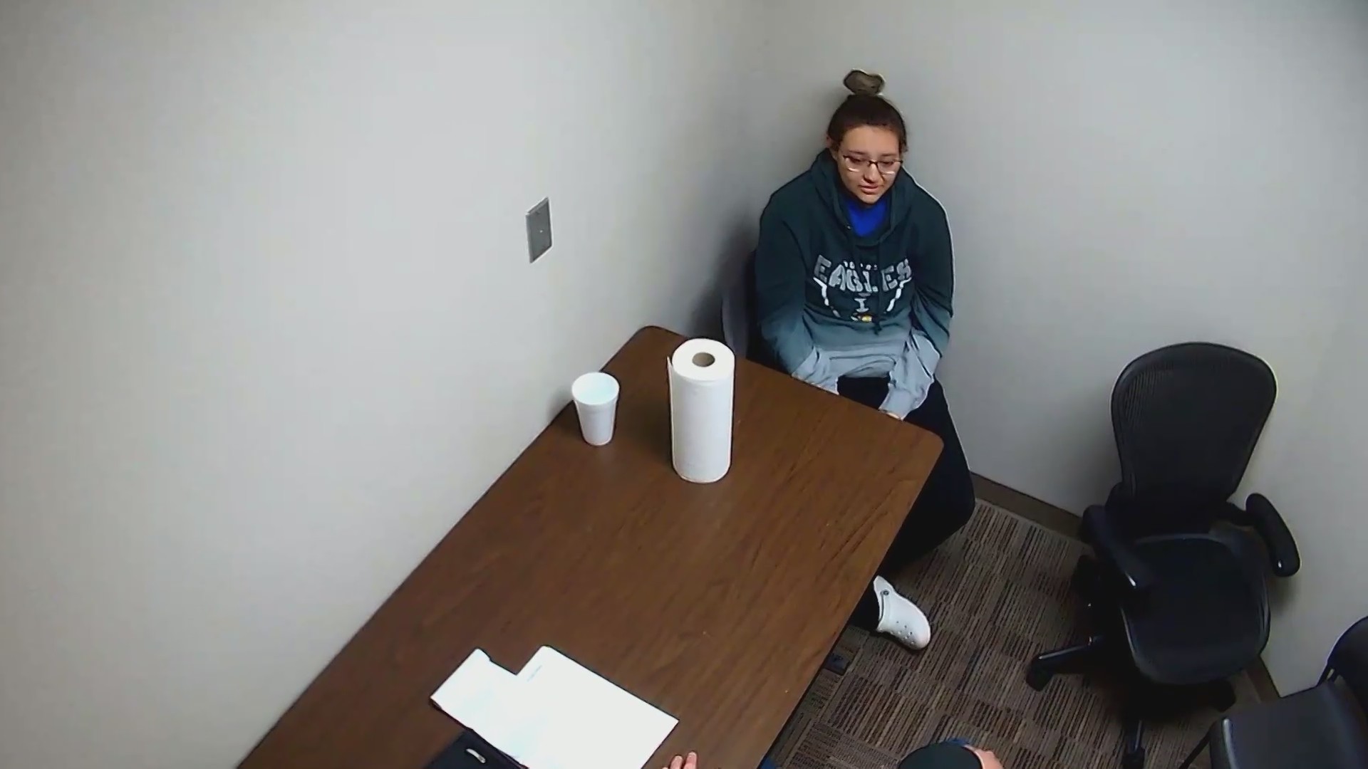 VIDEO Police confront Hobbs teen charged with tossing baby in dumpster KRQE NEWS 13