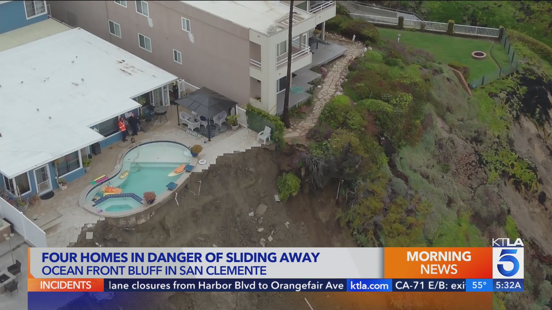 San Clemente homes teetering on edge of hillside after collapse ...