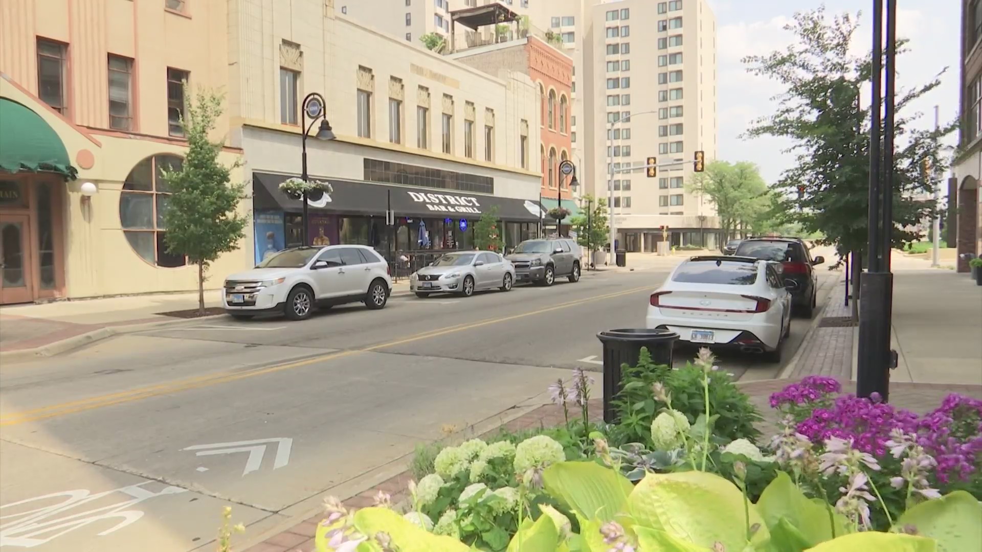 Coroner IDs Rockford man killed in rooftop shooting at downtown ...