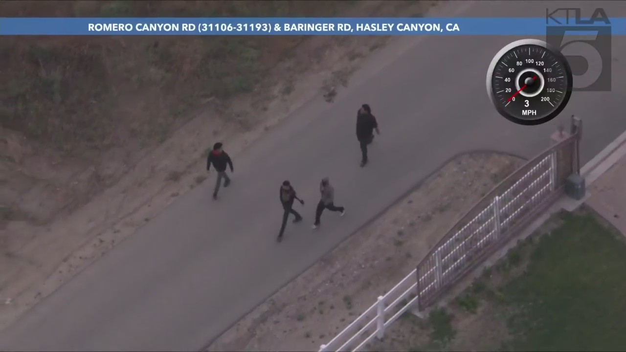 Officers pursue high-speed robbery suspects in Los Angeles County – KTLA
