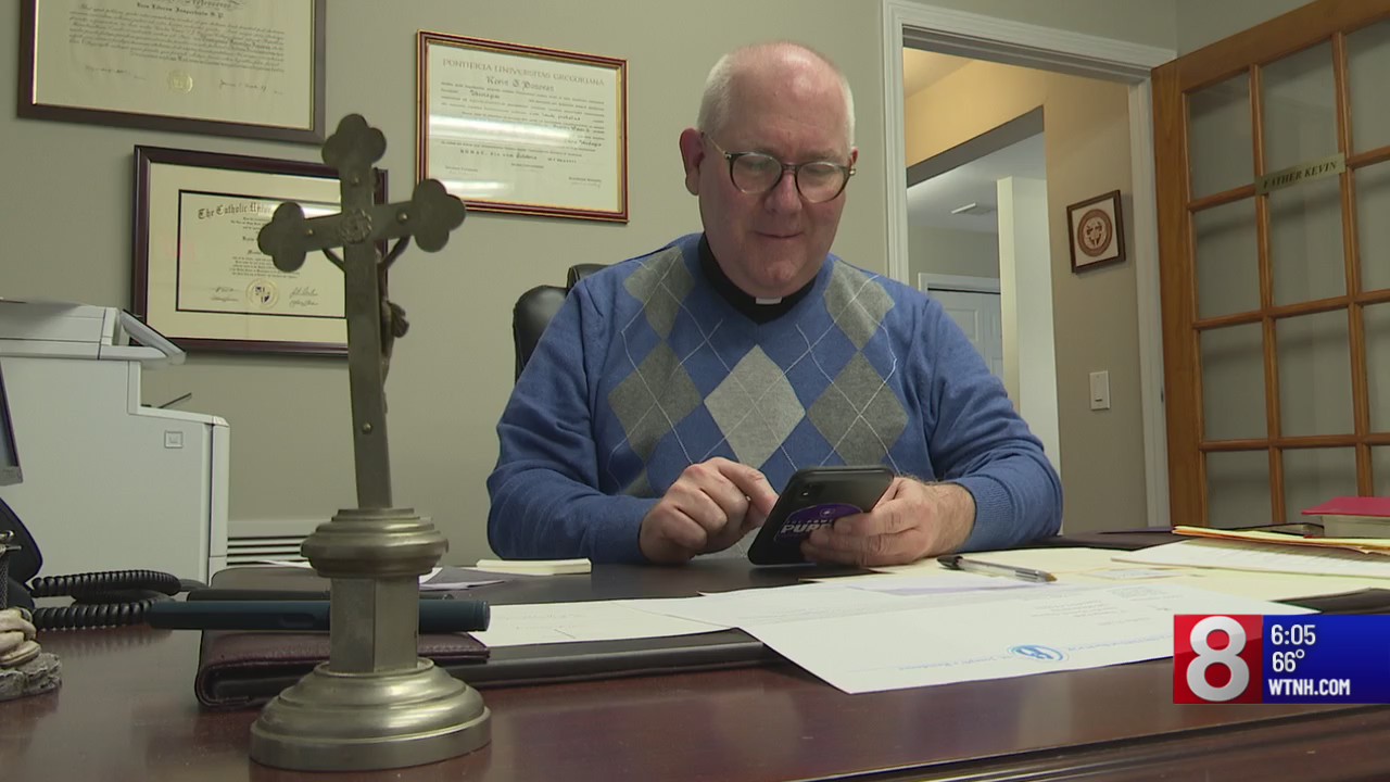 Connecticut State Police chaplain aiding after 2 Bristol officers