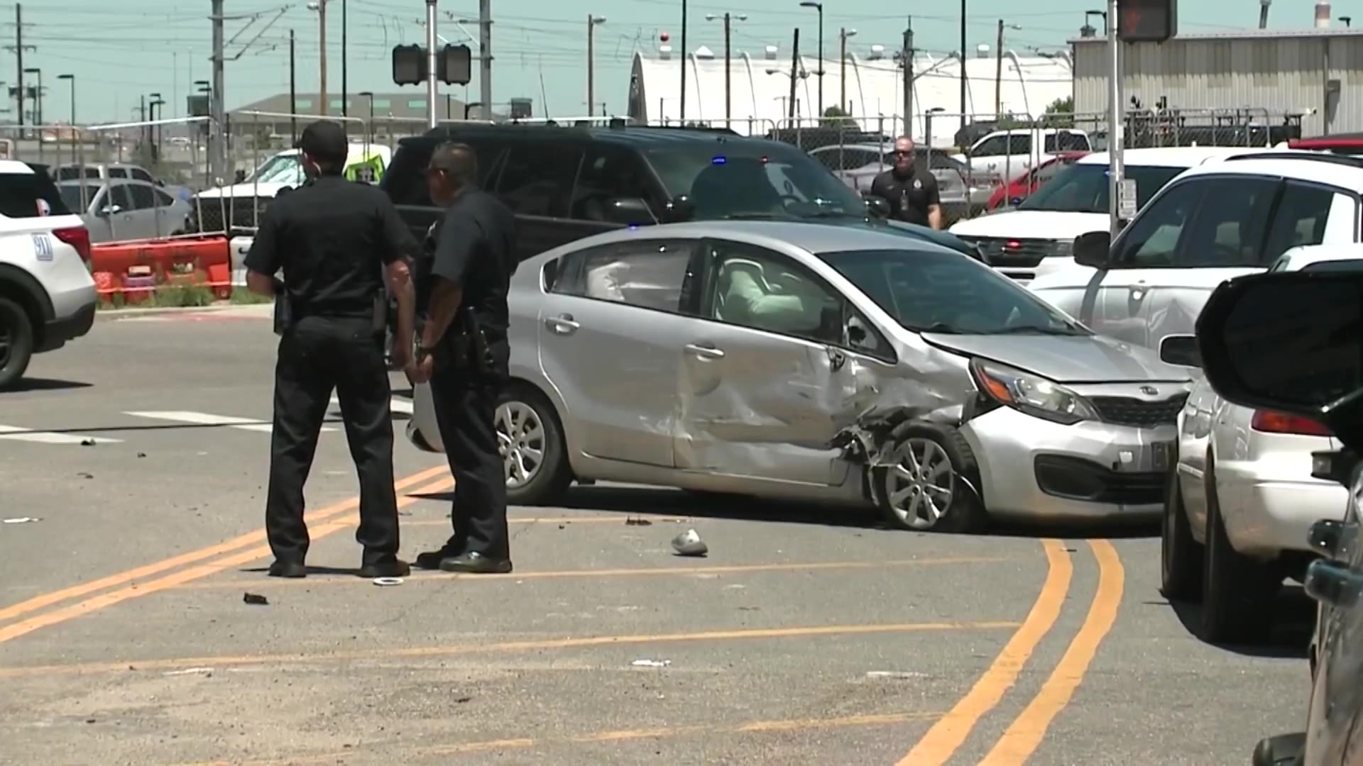 Driver crashes into multiple vehicles, carjacks woman – FOX31 Denver