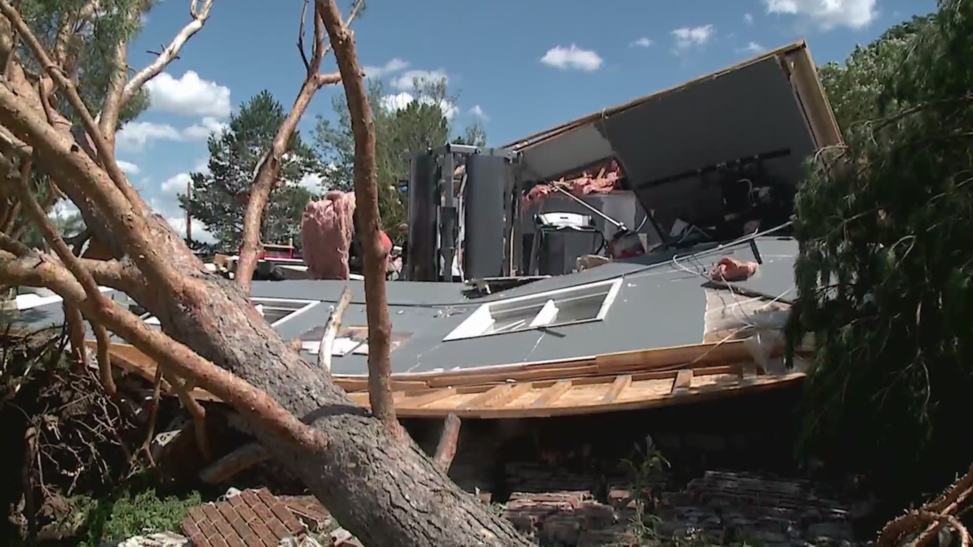 3 children survive after tornado hits home in Yuma – FOX31 Denver