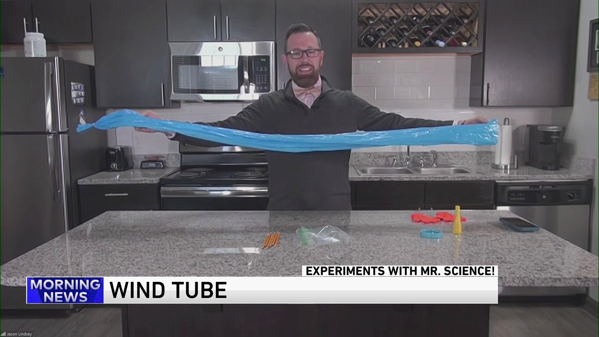 Back to school experiments with Mr. Science – WGN-TV