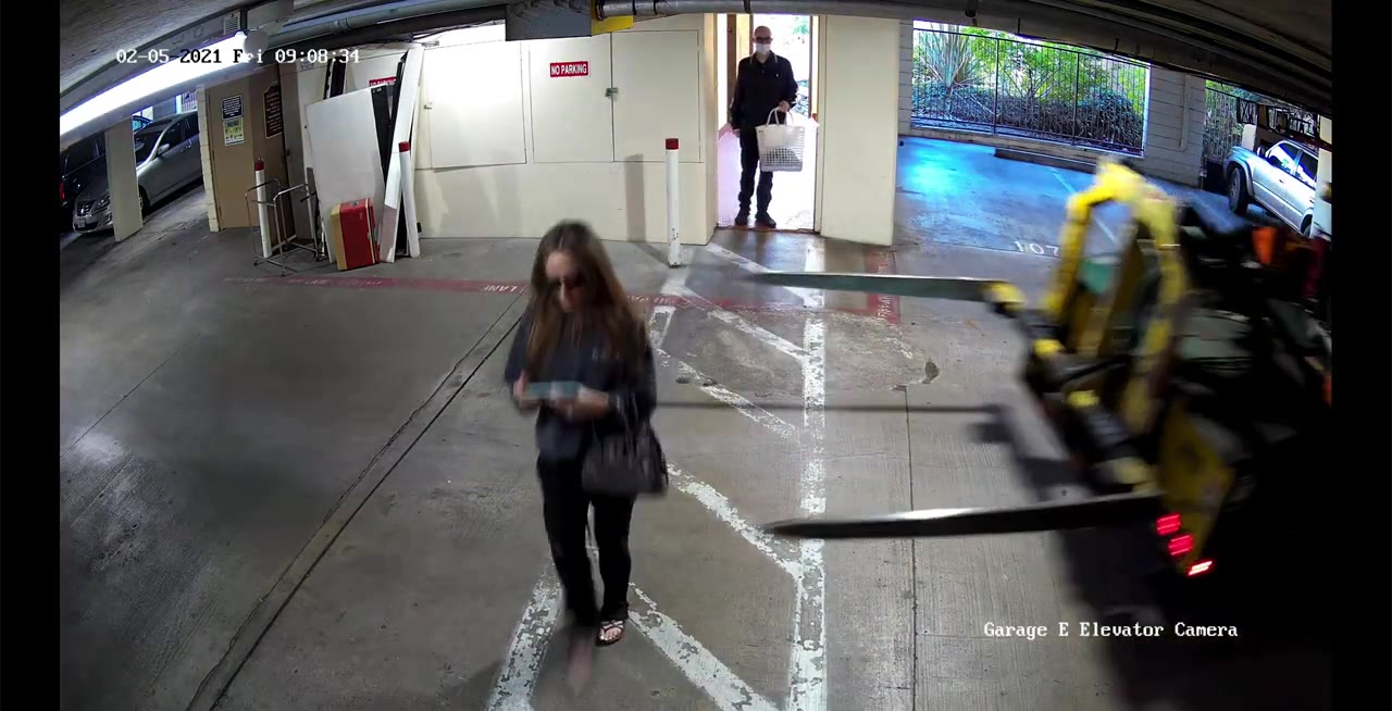 Woman sues after being hit by garbage truck – KTLA