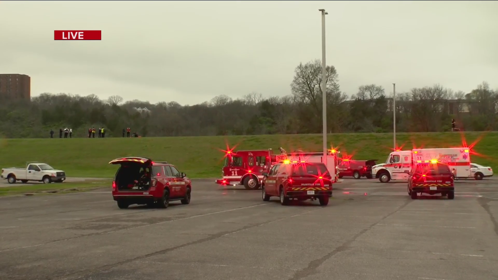 Authorities seen searching Metro Center Greenway – WKRN News 2
