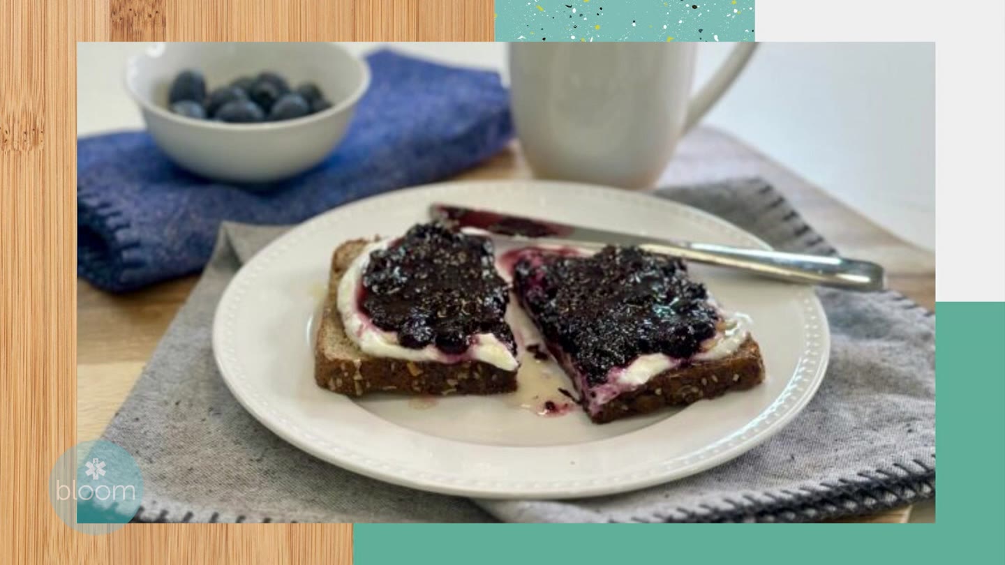 WTH Health Benefits of Blueberries with Today’s Joy Bauer WFLA