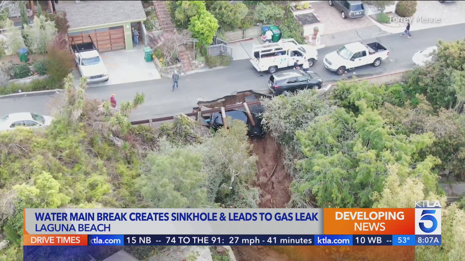 Water main break creates sinkhole, leads to gas leak in Laguna Beach – KTLA