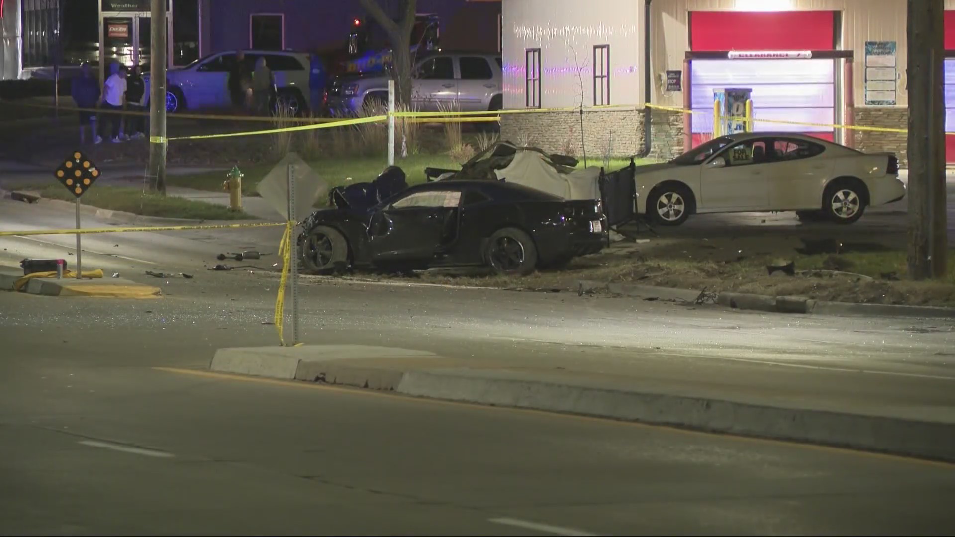 2 killed in east side Des Moines crash Sunday night – who13.com