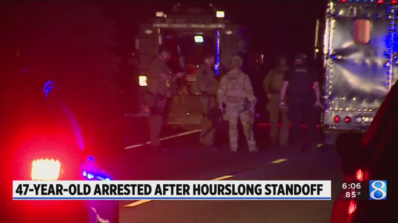Sheriff: Man fired shots into air during hourslong standoff – WOODTV.com