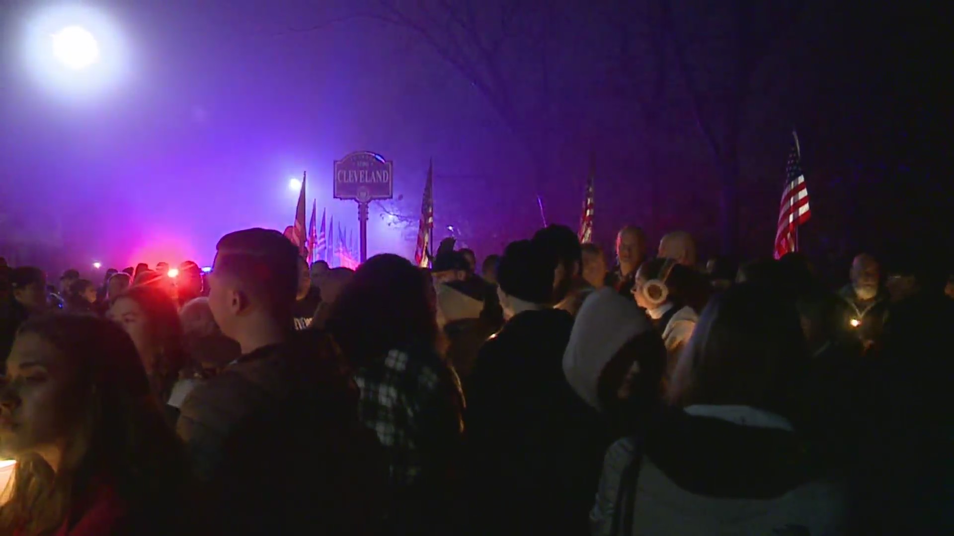 Candlelight vigil for slain Cleveland police officer Shane Bartek – Fox ...