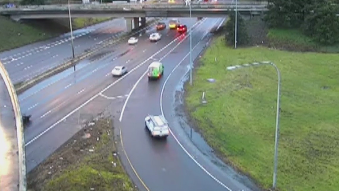 Driver dies after being thrown from vehicle in Vancouver crash – KOIN.com