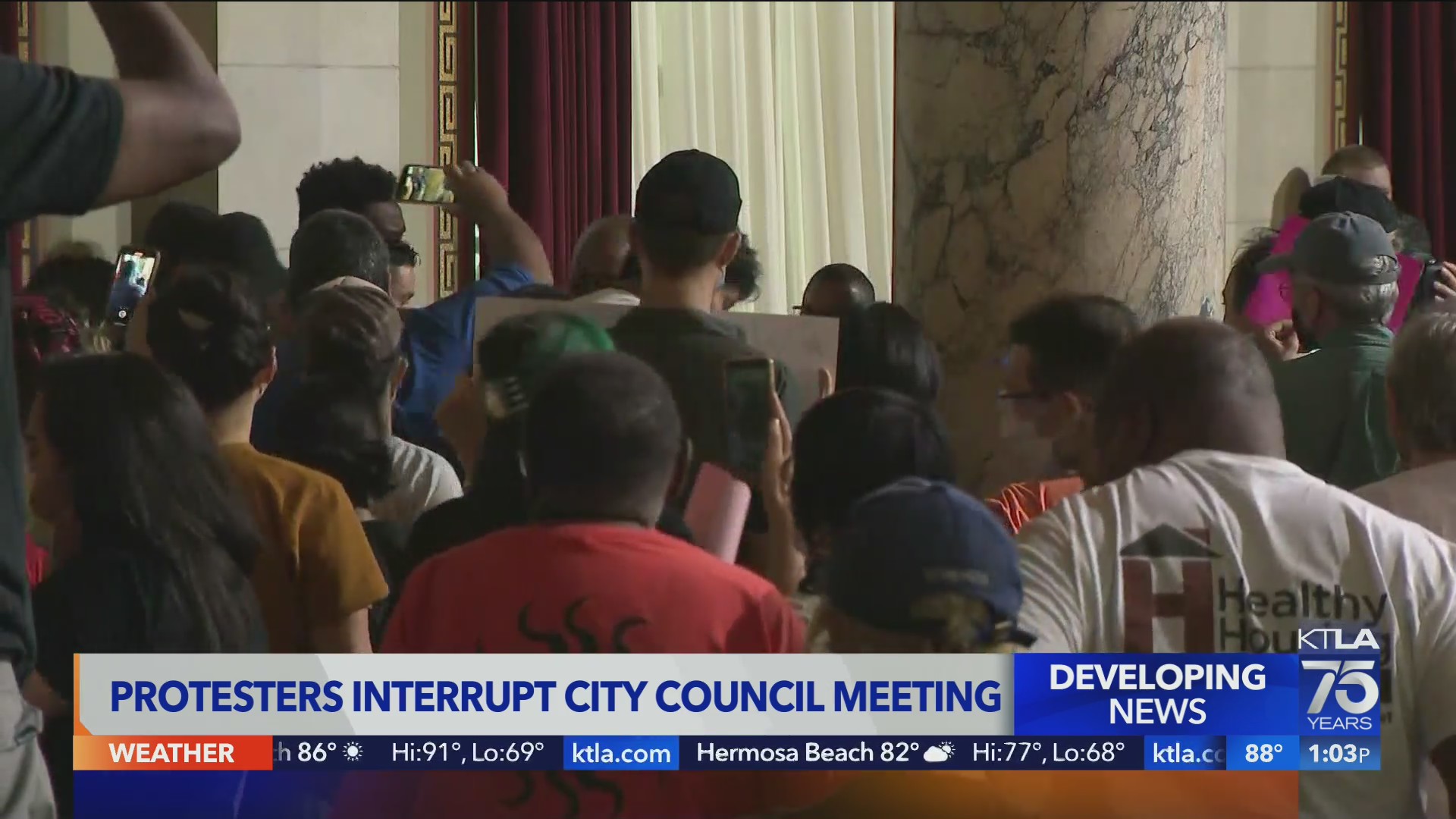 L A City Council Approves Ban On Homeless Encampments Near Schools