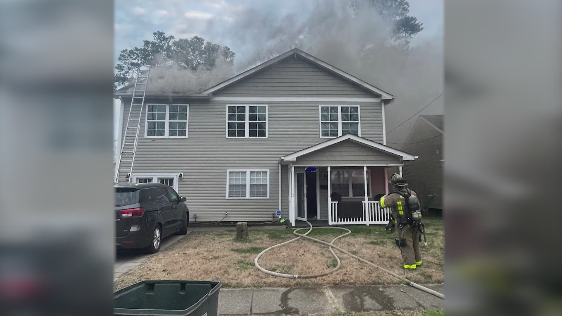 6 people, 2 dogs displaced in Norfolk house fire – WAVY.com
