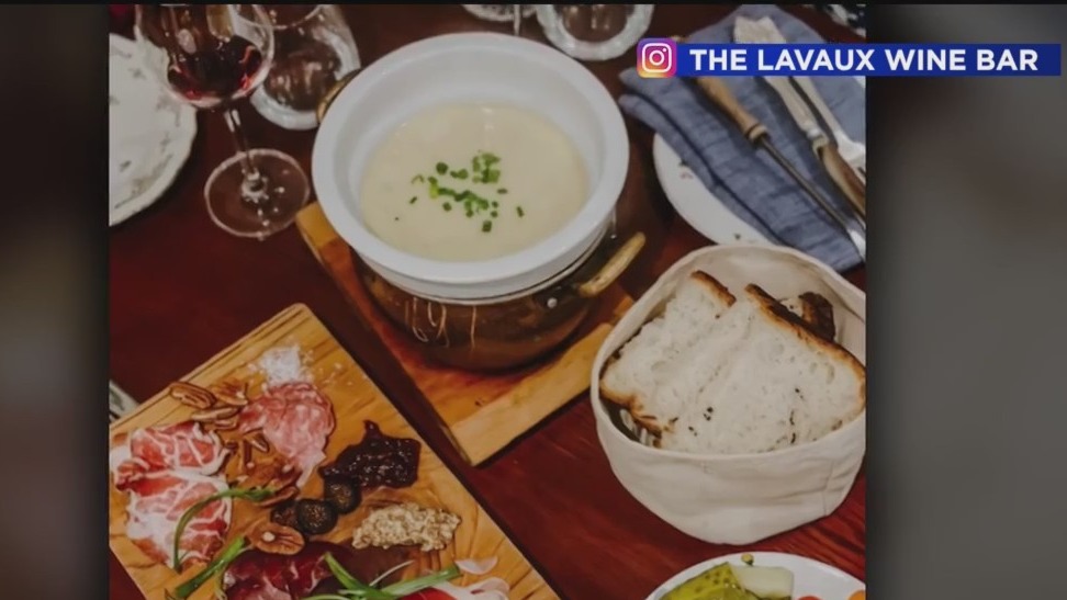 Celebrate National Cheese Fondue Day with NYC wine bar PIX11