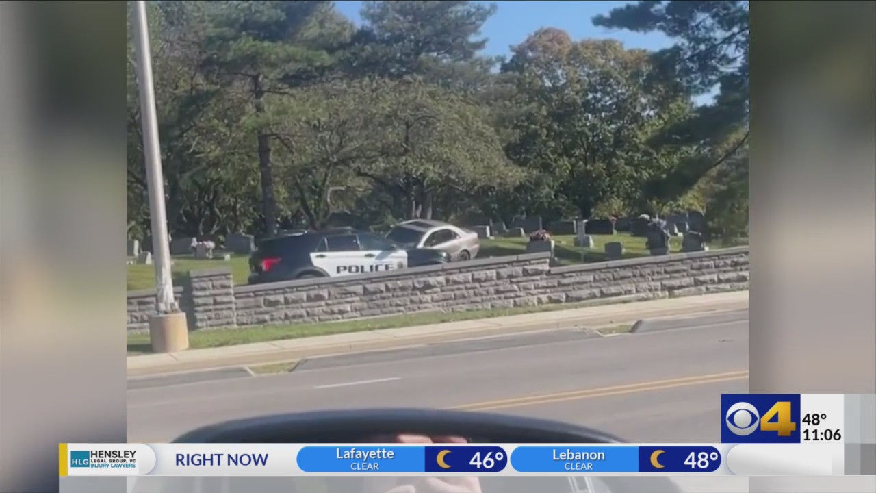 Man arrested after police chase through Bloomington Cemetery – Fox 59
