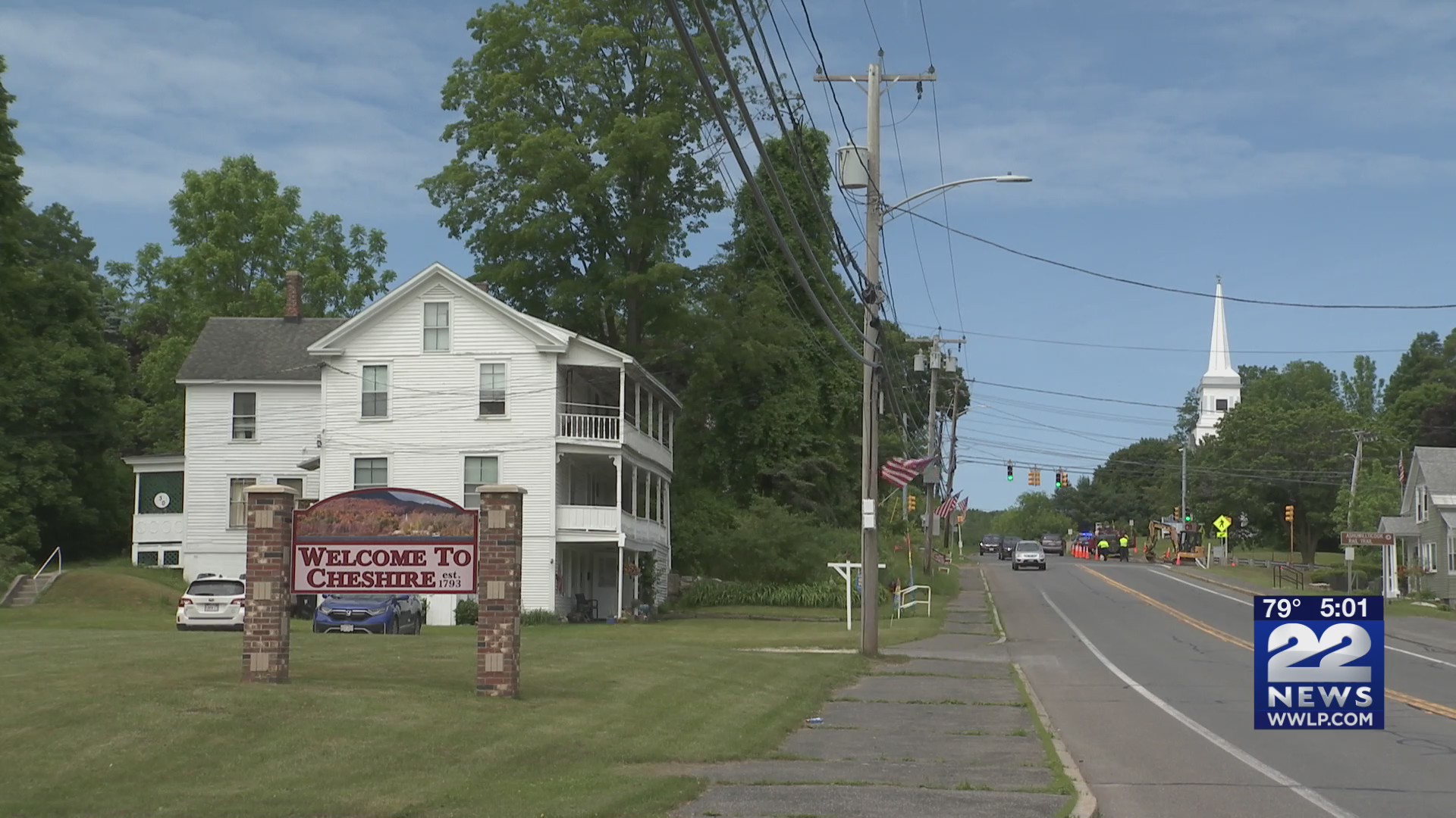 What are the criteria for issuing an AMBER Alert in Massachusetts WWLP