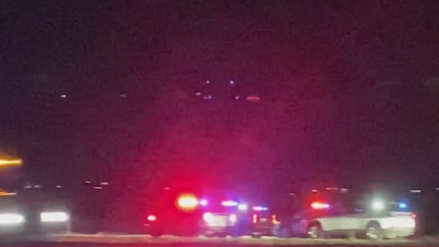 Adams County deputy cleared in shooting after chase – FOX31 Denver