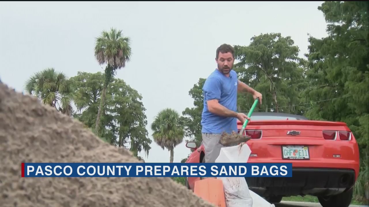 Pasco County prepares sand bags for rains WFLA