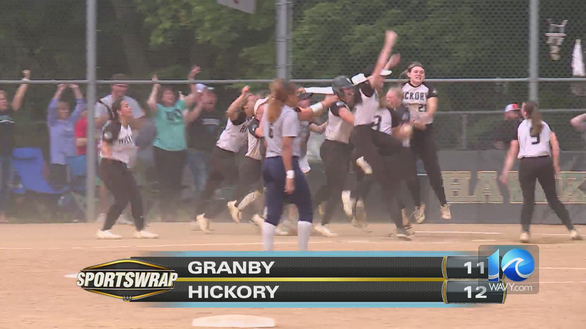 Hickory softball advances to state semifinal