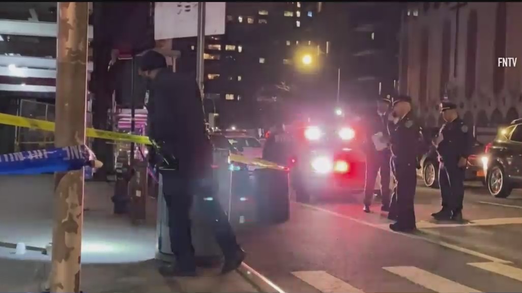 Boy, 15, hurt in Manhattan shooting: NYPD – PIX11