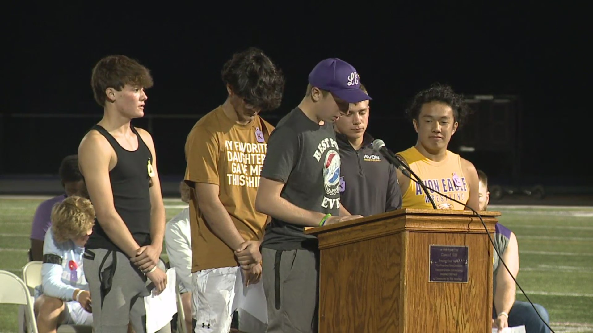 Candlelight vigil held for Avon student killed in car crash – Fox 8 ...