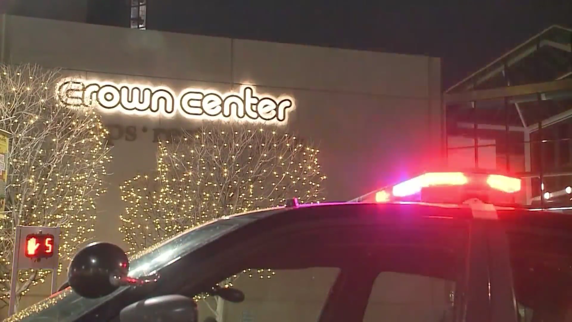 Questions remain after multiple injured in shooting at Crown Center ...