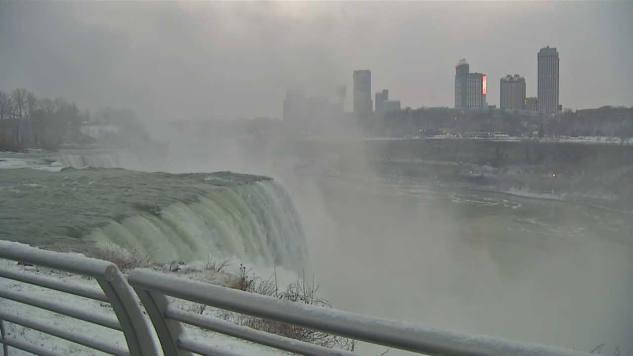 Car stuck on the brink of Niagara Falls has gone over, NYS Parks say WWLP