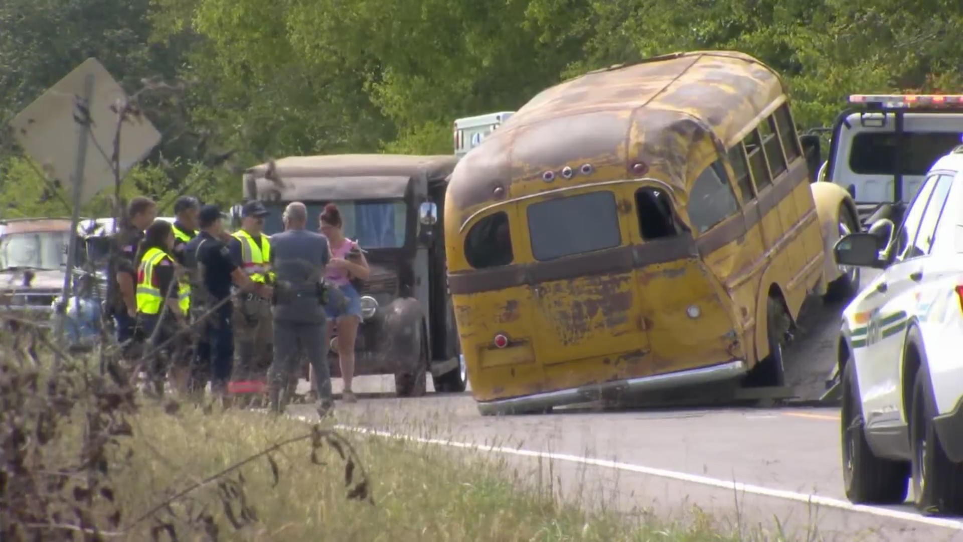 Crash involving antique vehicles in Wilson County – WKRN News 2