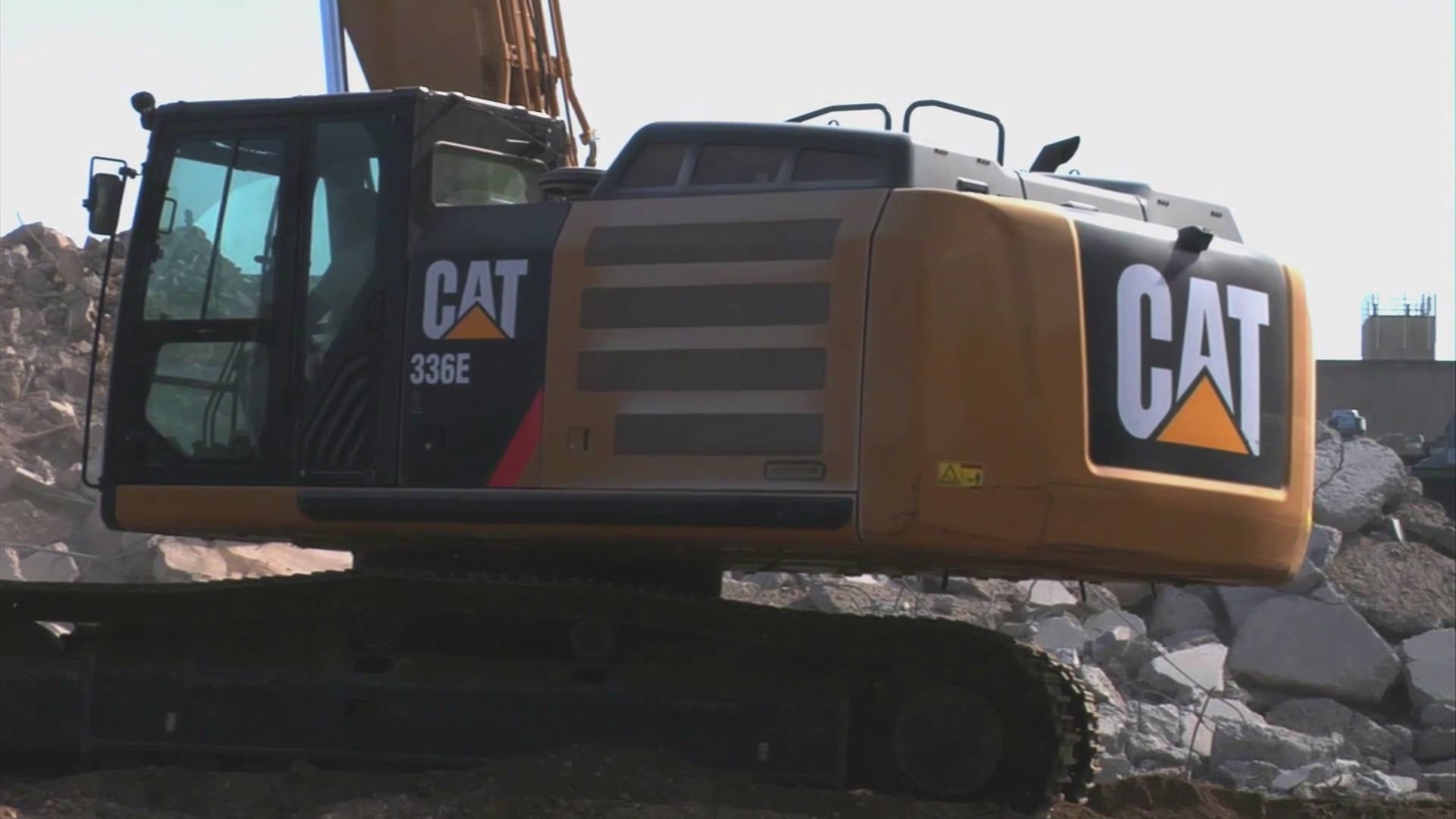 Caterpillar to move global headquarters to Texas