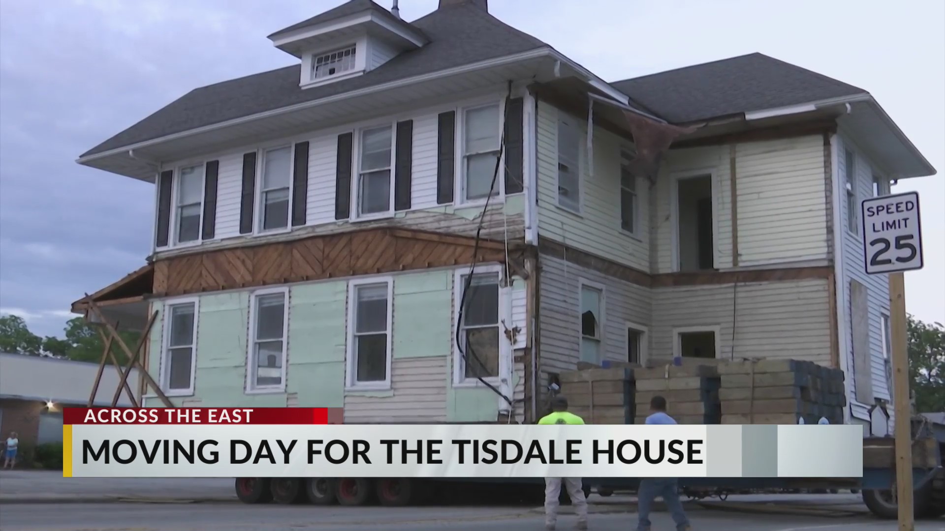 Historic Tisdale House moves slowly to new location in New Bern WNCT
