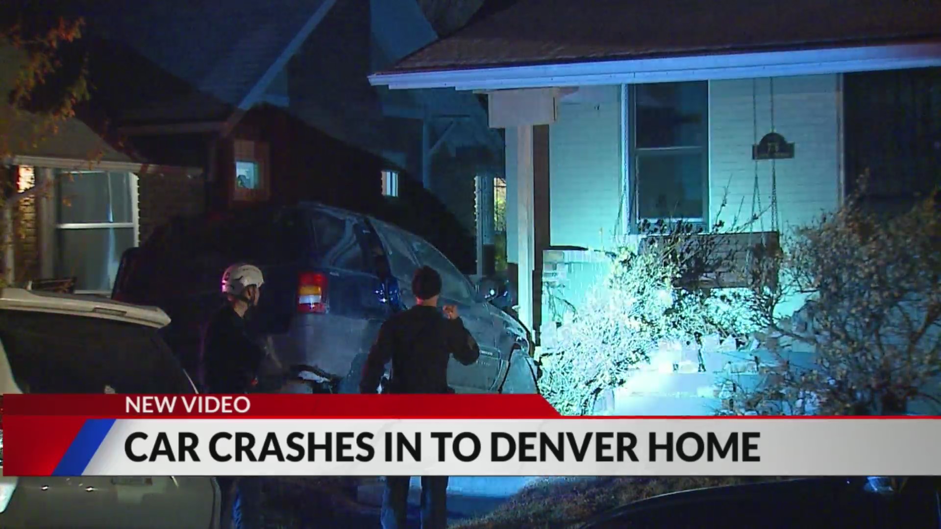 Car crashes into house in West Wash Park – FOX31 Denver
