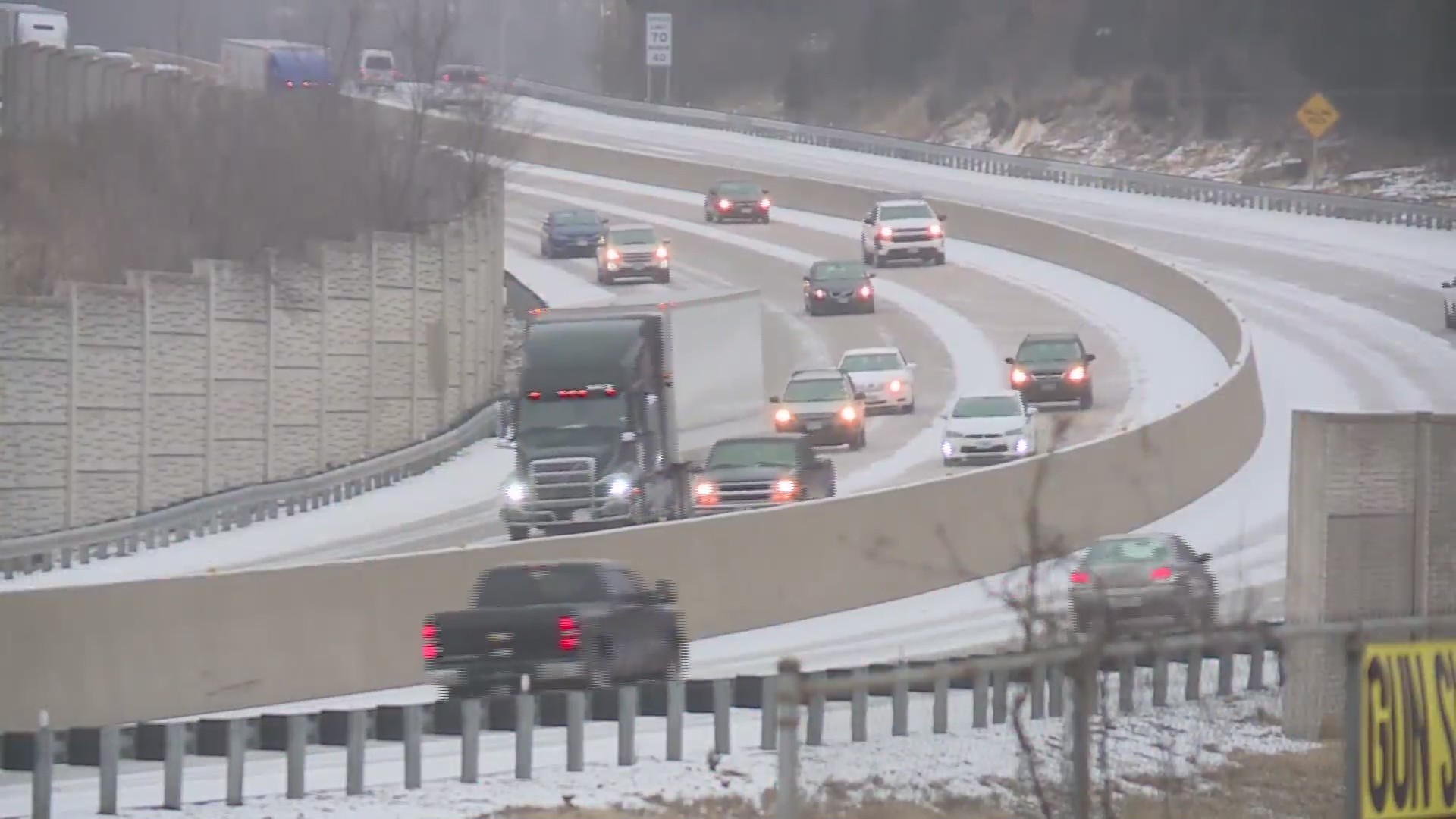 MoDOT crews expected to work around the clock today clearing roads – FOX 2