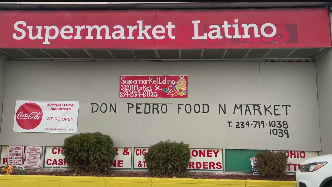 New Latino supermarket opens in Youngstown