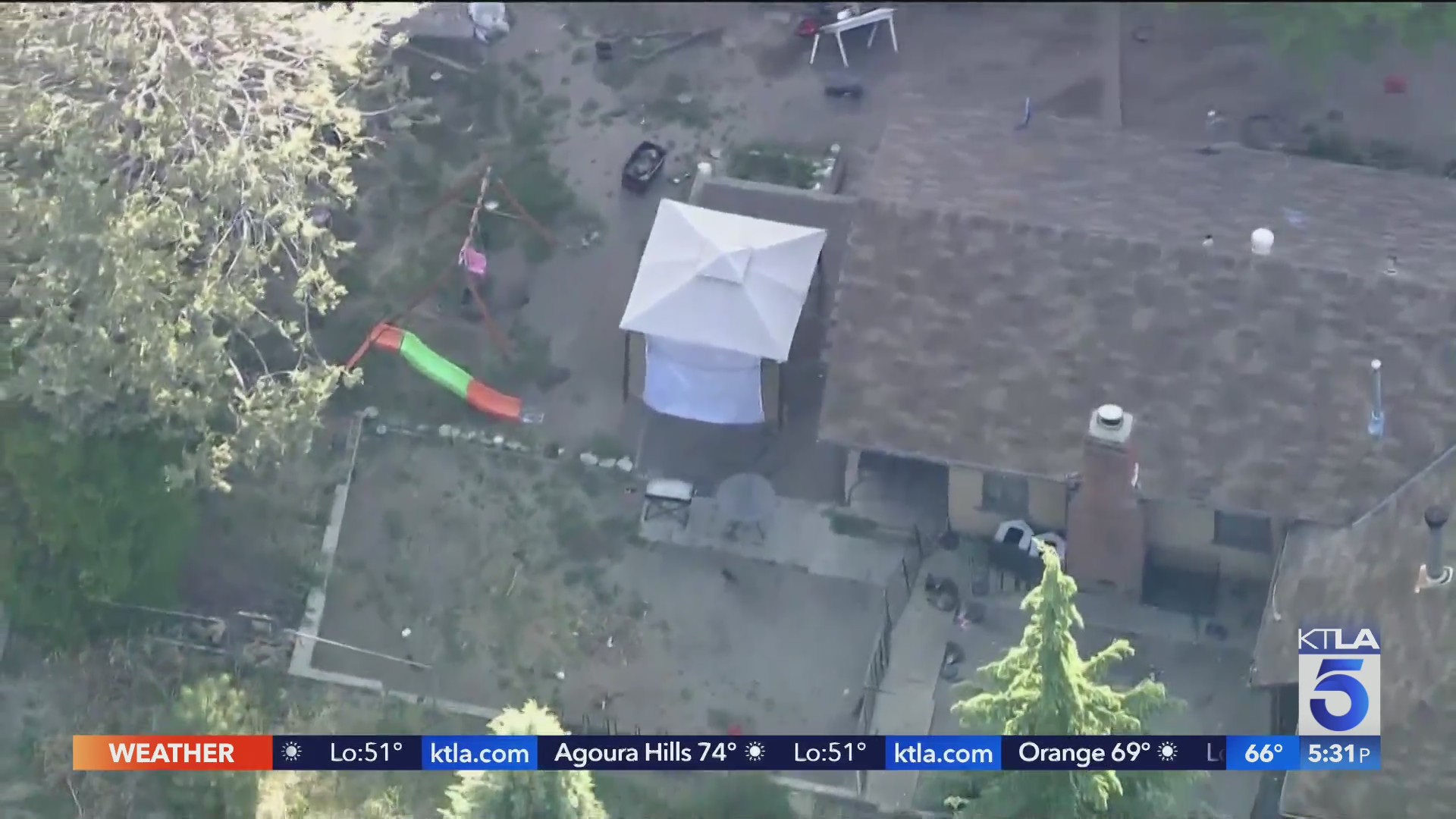 Young siblings drown in small pond near Lake Hughes area home KTLA