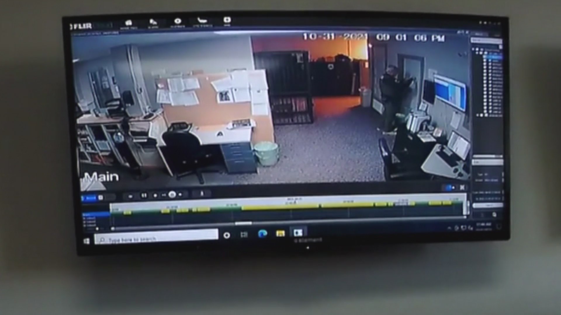 Mountainair police officer accused of tampering with evidence KRQE