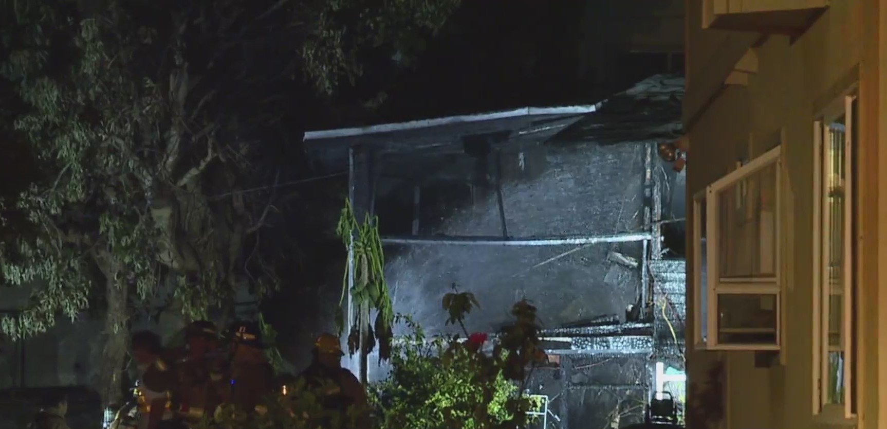Pauoa house fire kills two people, leaves another in serious condition