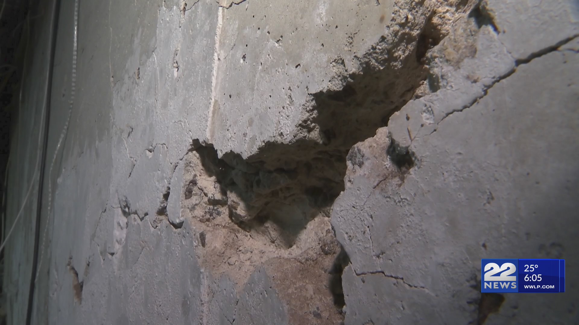 Massachusetts house to be lifted from crumbling foundation – WWLP