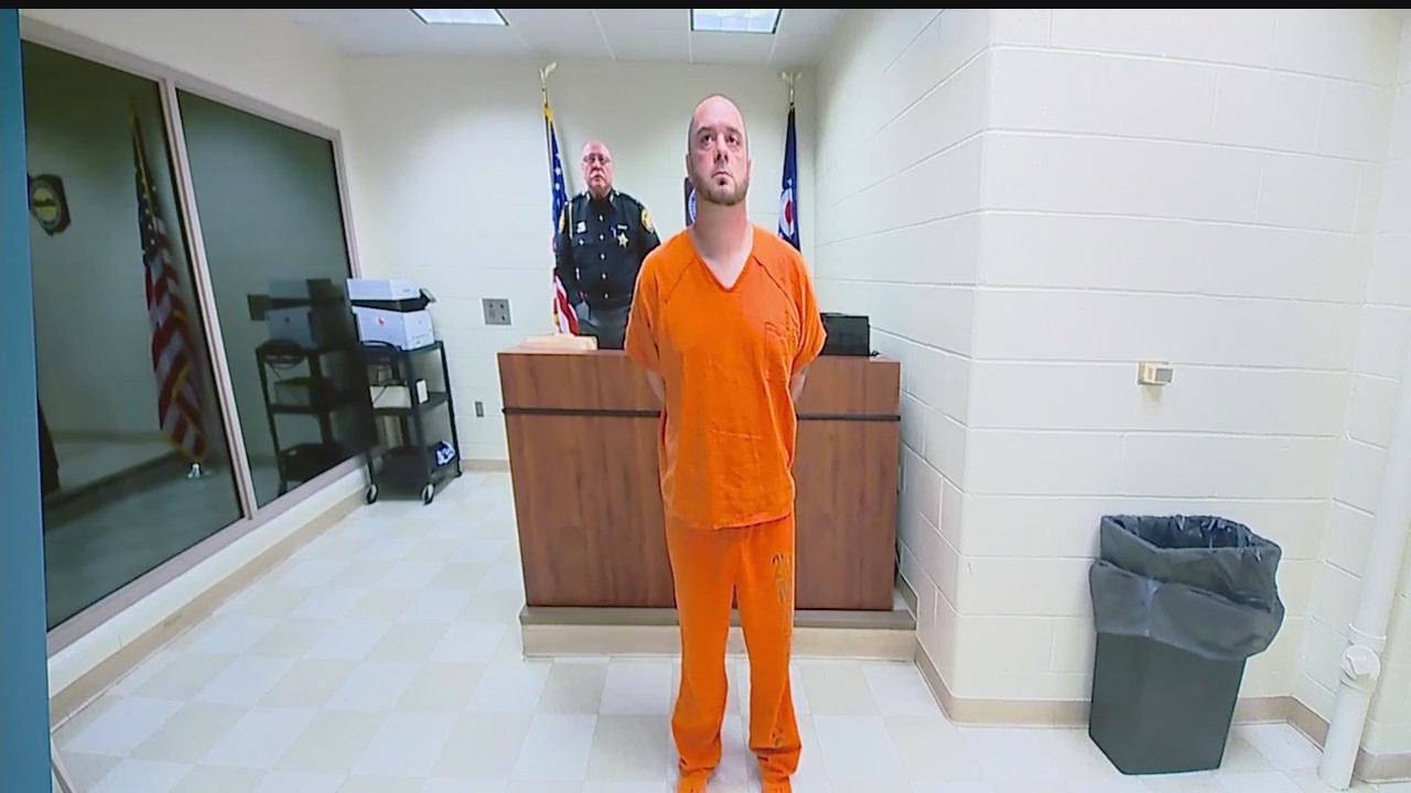 Man accused of stealing car, wrecking it at car lot appears in court ...